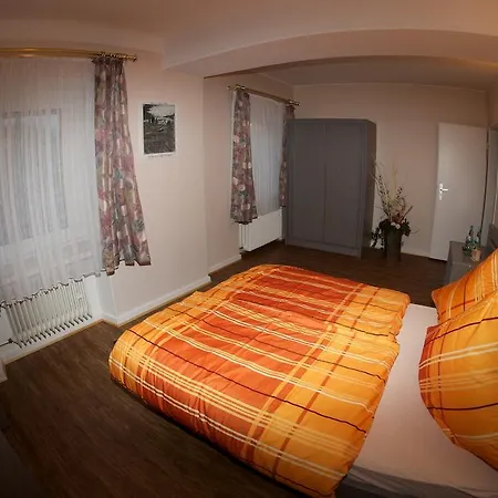 Du Chateau 3*